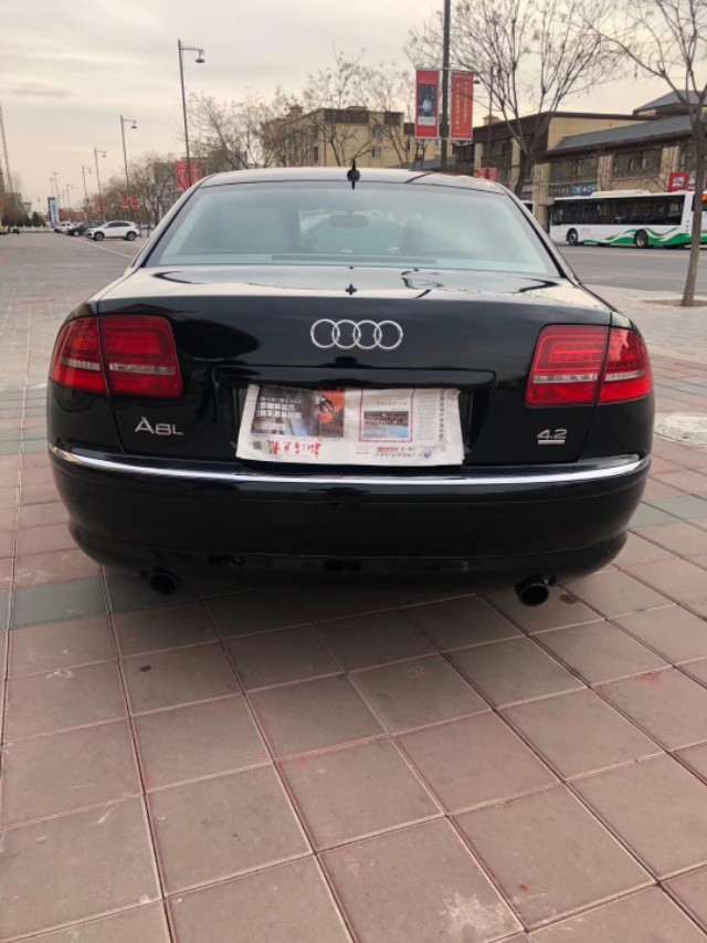 12年老奥迪a8l值得购买吗,老车奥迪a8l