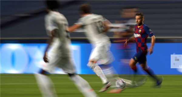 拜仁弱点显而易见,拜仁恐怖阵容