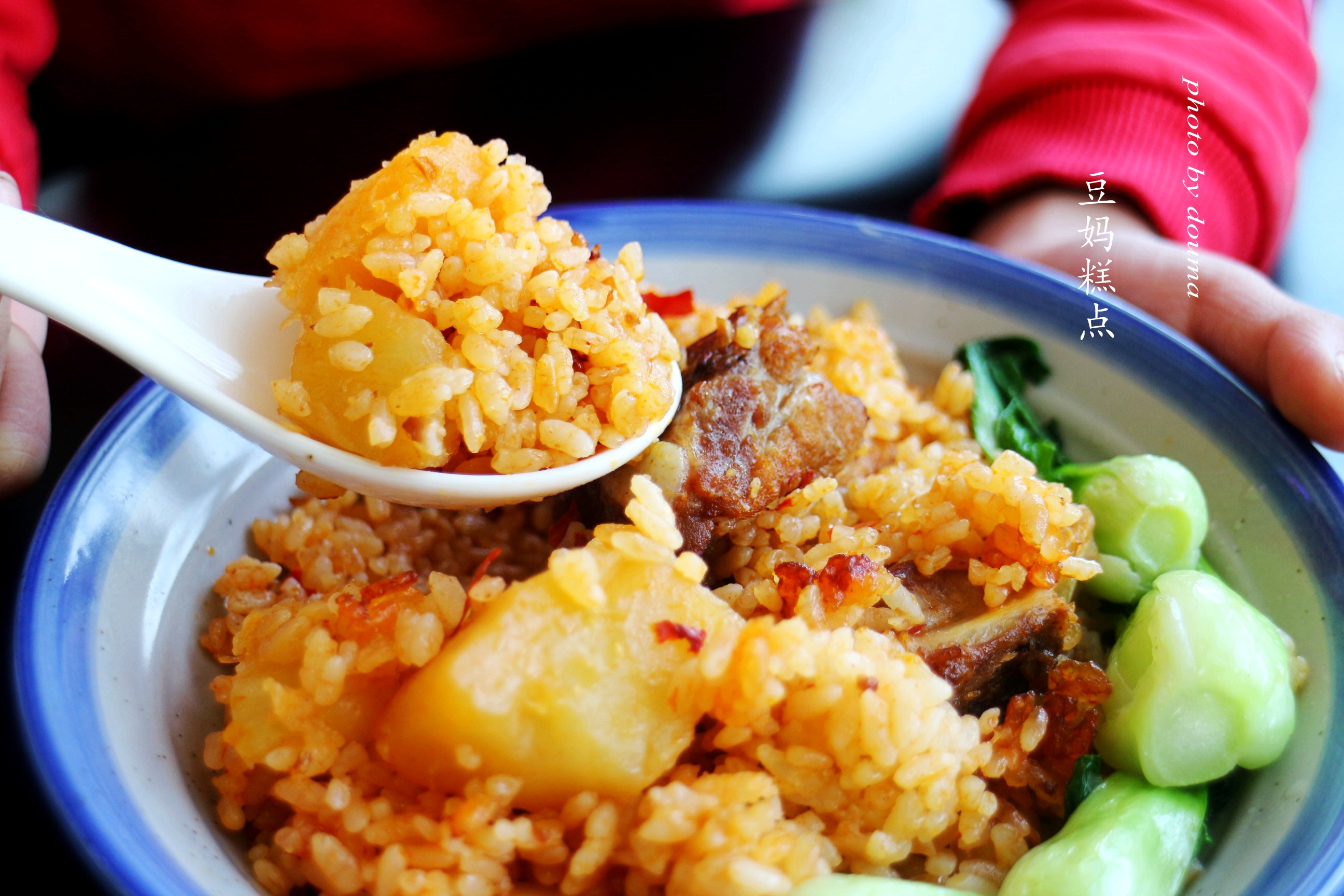 电饭煲焖饭菜饭一起做,电饭煲怎么做最好吃最简单