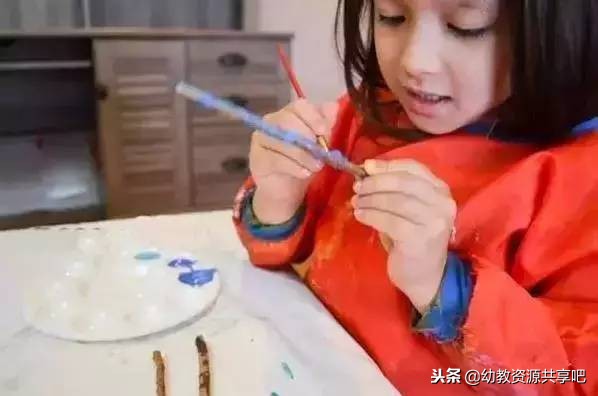 幼儿园冬季手工绘画漂亮,冬天手工画幼儿园简单