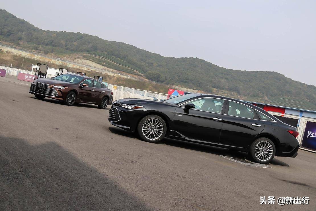 抢先体验丰田全新亚洲龙,一汽丰田新款亚洲龙现身