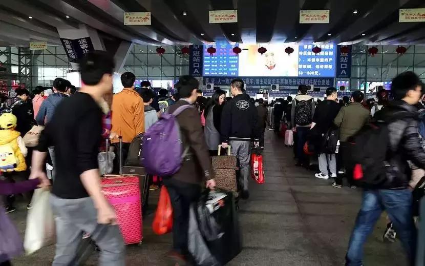 广州地铁同步一键开启春运模式,“春运模式”即将开启