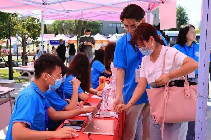 澶у杩庢柊,澶у杩庢柊鍥剧墖