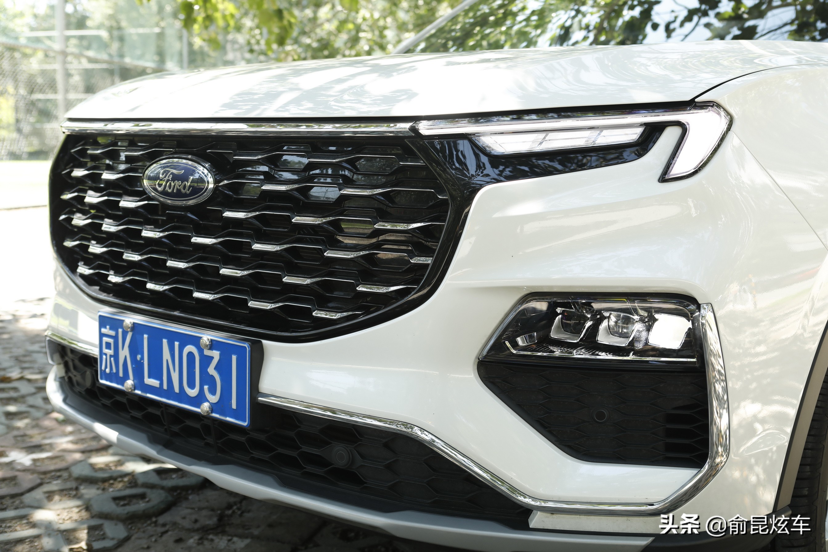 福特领裕6座尊领型评测,江铃福特领裕五座空间实测