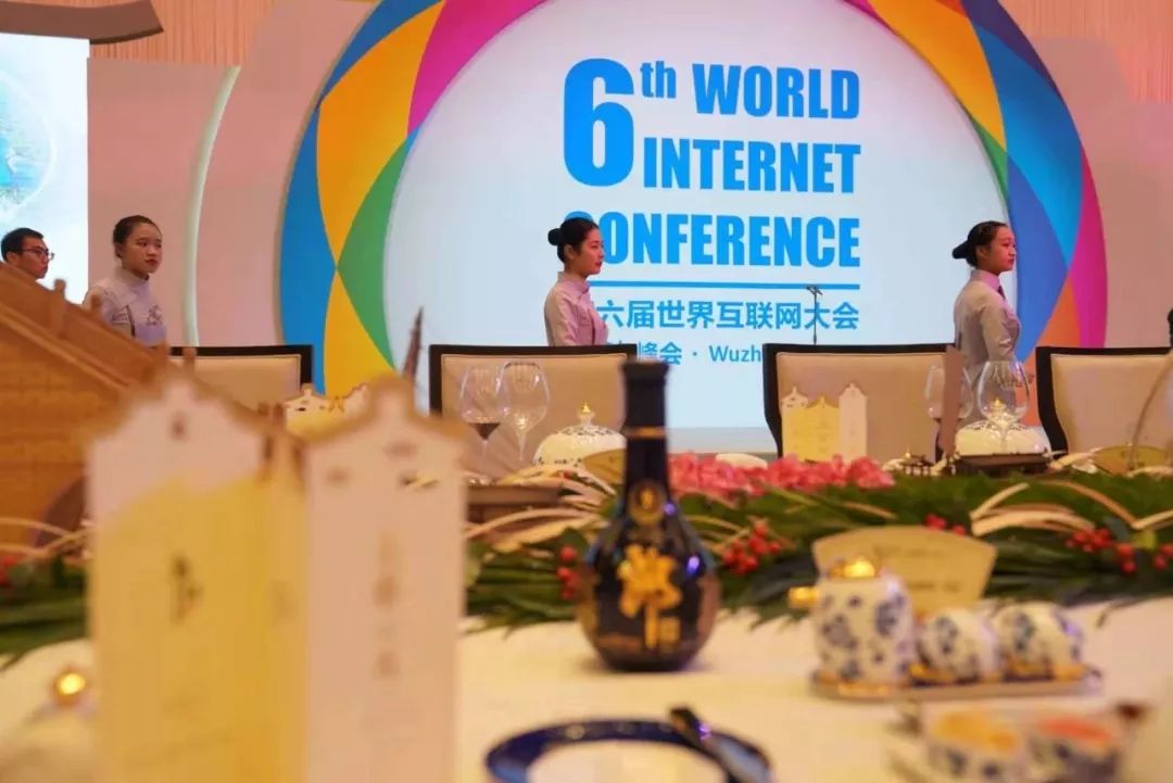 后来居上朗诵稿,后来居上完整版歌曲