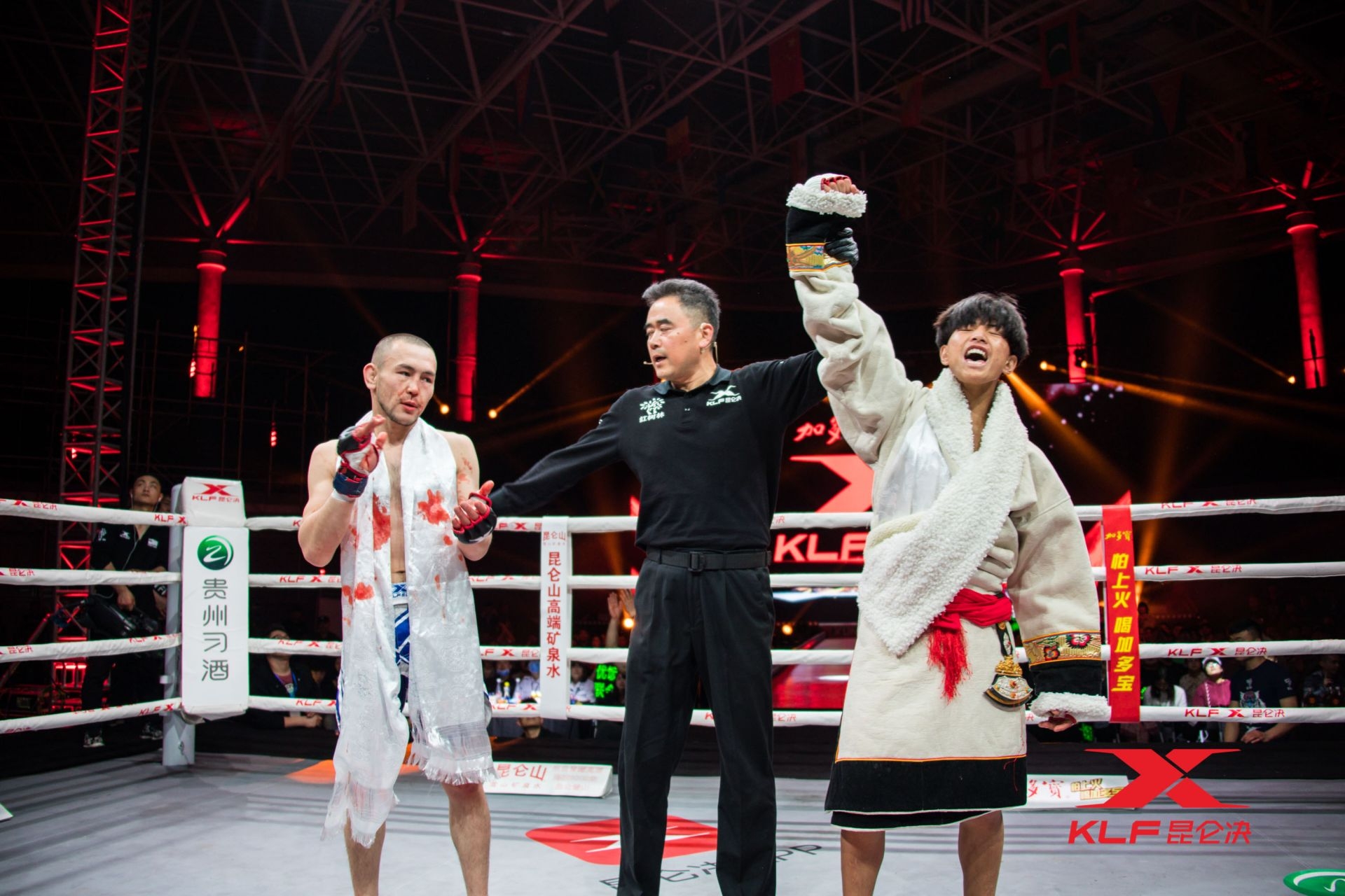 昆仑决郑召玉金腰带打谁的,昆仑决周口站郑召玉vs奔能