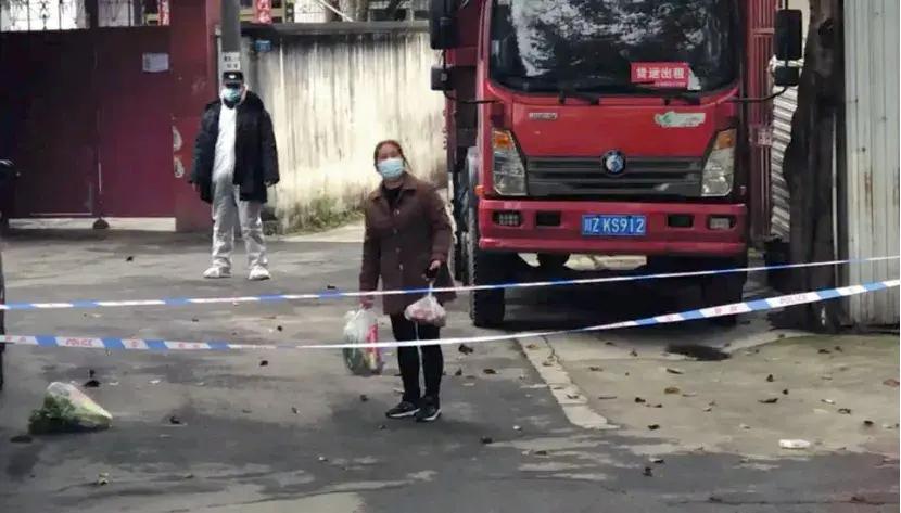 观察病毒需借助什么显微镜,观察病毒必须借助什么显微镜