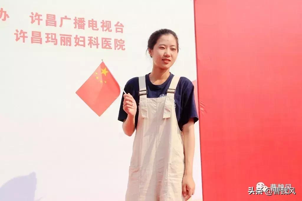 我与国旗同框为祖国祝福,我与国旗同框青春告白祖国素材