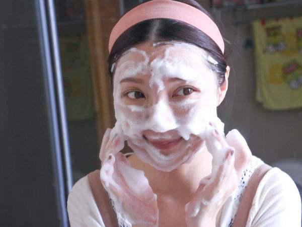 买了一堆化妆品却不会化,买一堆护肤品皮肤还是很差