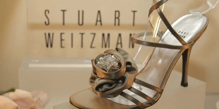 十双超级奢华的珠宝女鞋，一双能换一套房，出门你得雇保镖