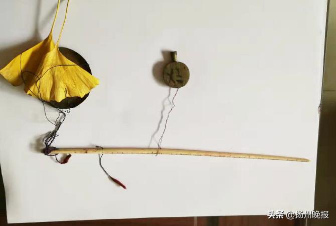 仪征这家人祖传的象牙秤，120年了！连一片叶子的重量都能称出来