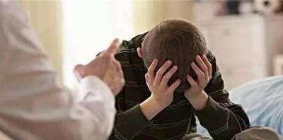 孩子得抑郁症该怎么解决,儿童有抑郁症倾向家长该怎么引导