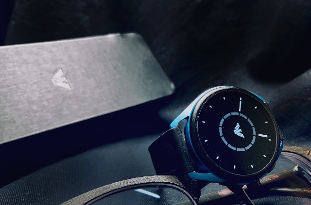 阿玛尼第五代智能手表,阿玛尼手表5a