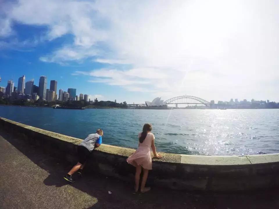 来这里认识世界全文,来这里认识世界完整版