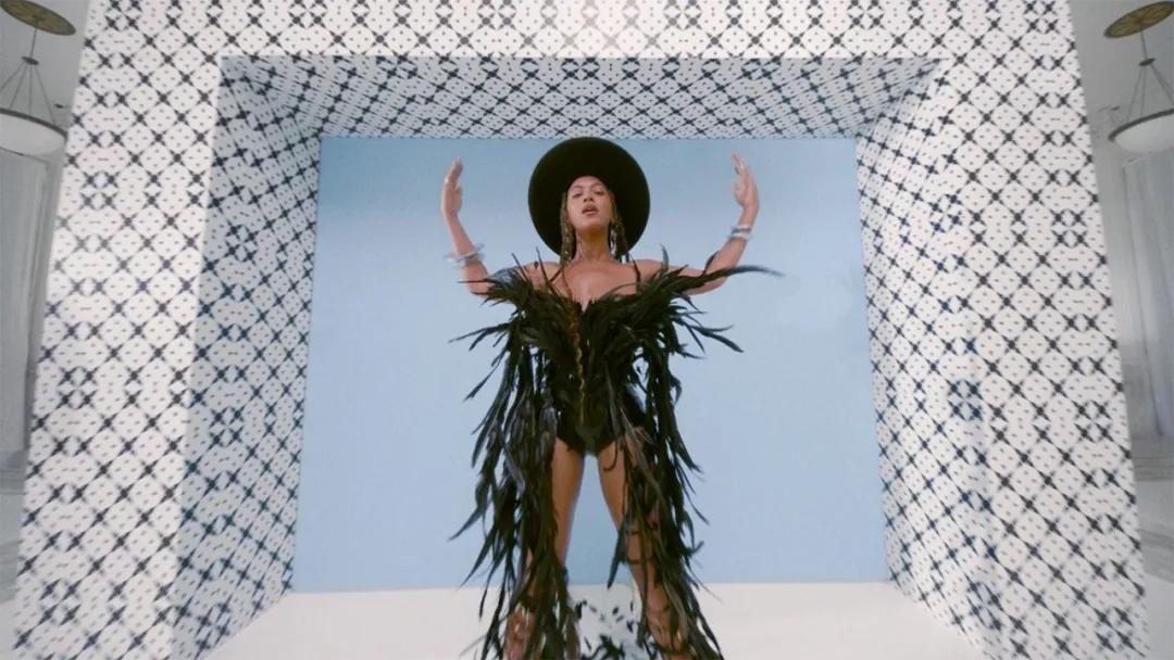 包下所有的豪车劳斯莱斯,包下整个奢侈品