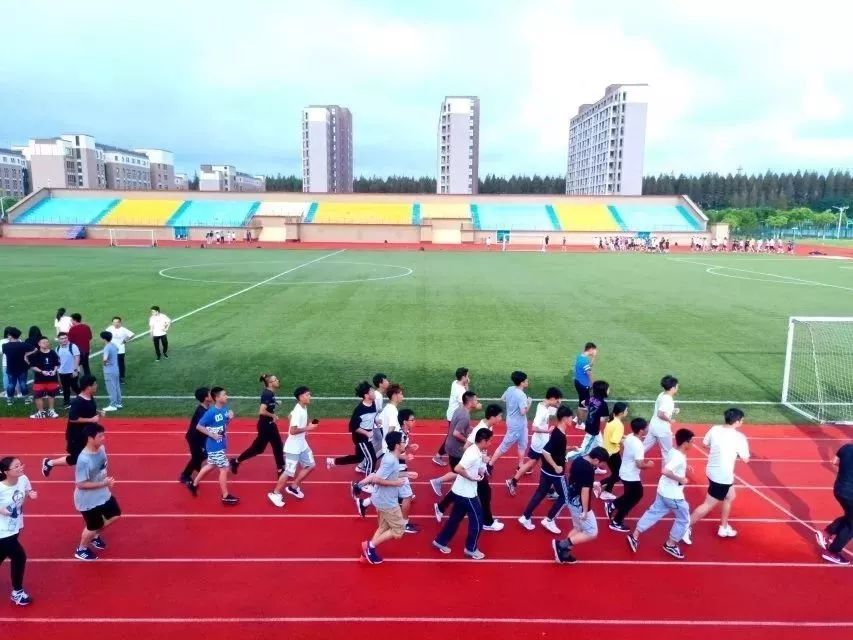 上海市晨跑团,沪上23所高校