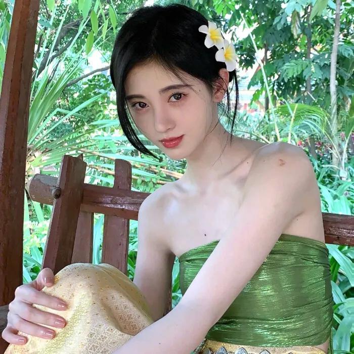 鞠婧祎头像漫画,头像女生鞠婧祎