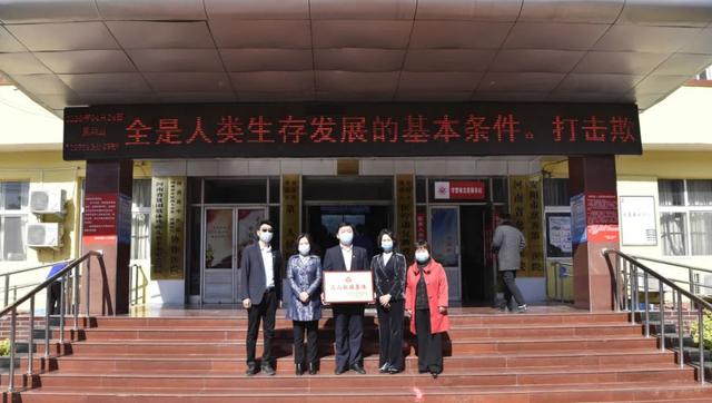 喜获三八红旗集体荣誉称号,2019安阳示范区第二人民医院