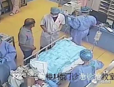 太狠了一剑刺穿心爱的人,小伙胸口被刀捅人事件