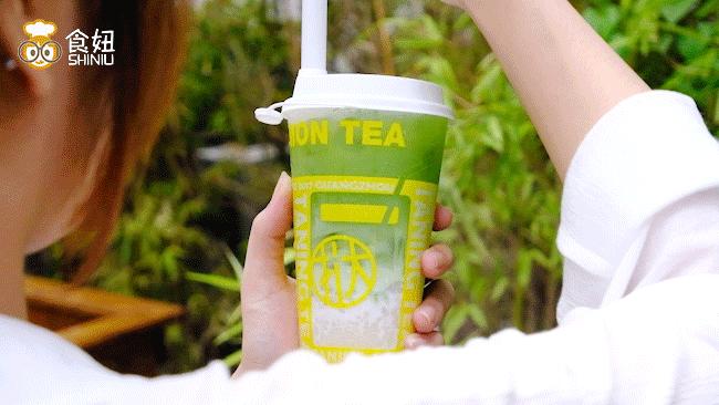 第一次用吸管嗦粉，挞柠「东南亚柠檬茶」好会玩