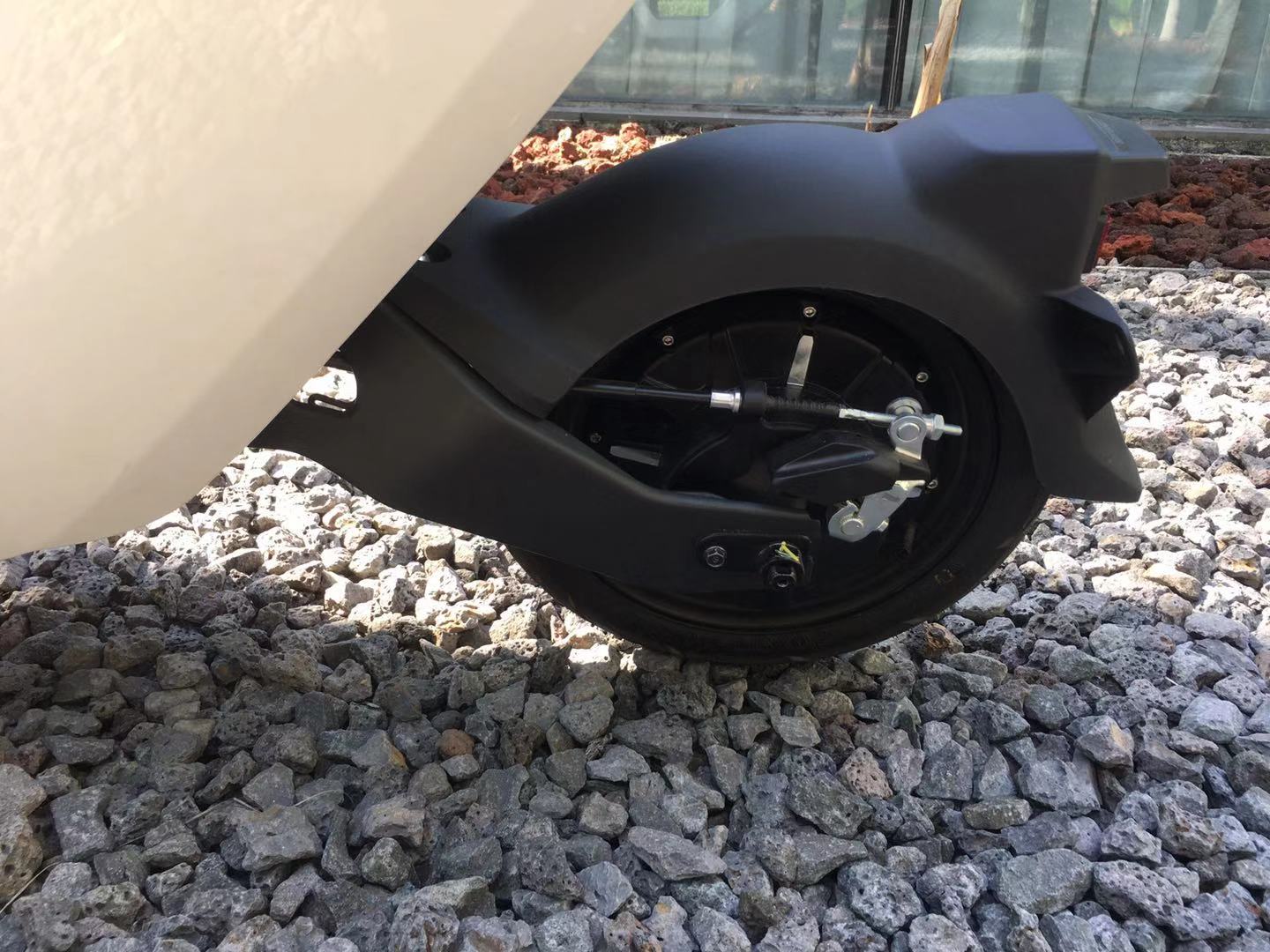 本田小龟遇到水打不着火,小龟电动车漏电