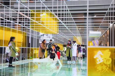 TheFabulousFive与非凡为伍成都IFS迎来五周年非凡时刻