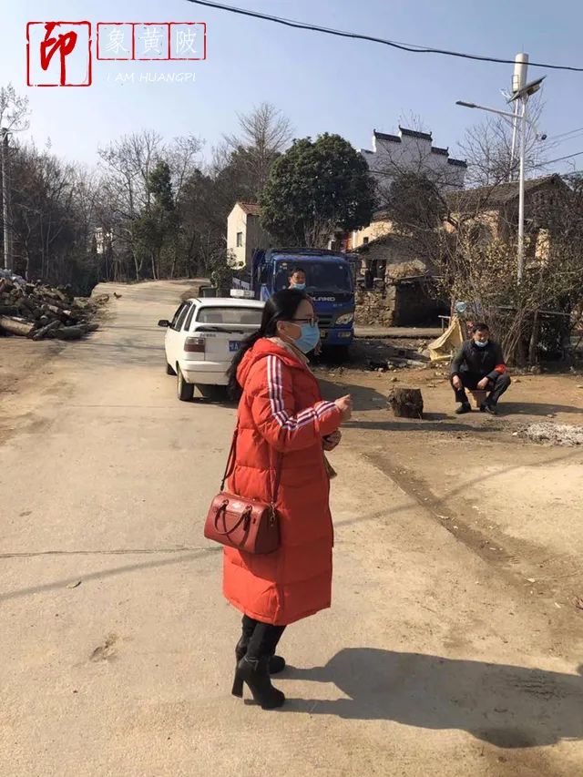 围城里的篱笆,围城里的小镇