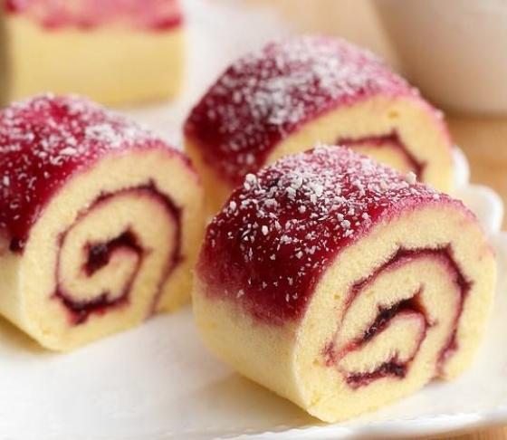 蛋糕卷怎样做才不会脱面,蛋糕卷的制作方法和注意事项