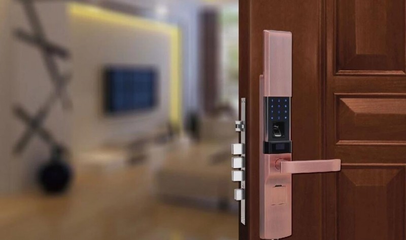 皇冠智能锁机械钥匙的用法,智能锁机械钥匙打不开原因