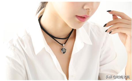 精致又有存在感的项链,有一款简单有品位的项链