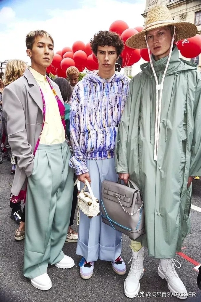 宋旻浩演唱会穿搭,韩国歌手宋旻浩