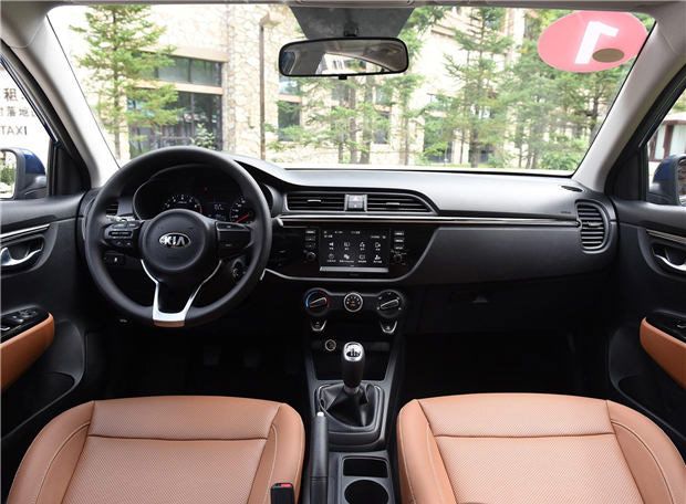 三款年底降价最猛合资中型车行情,这几款合资两厢车又降价