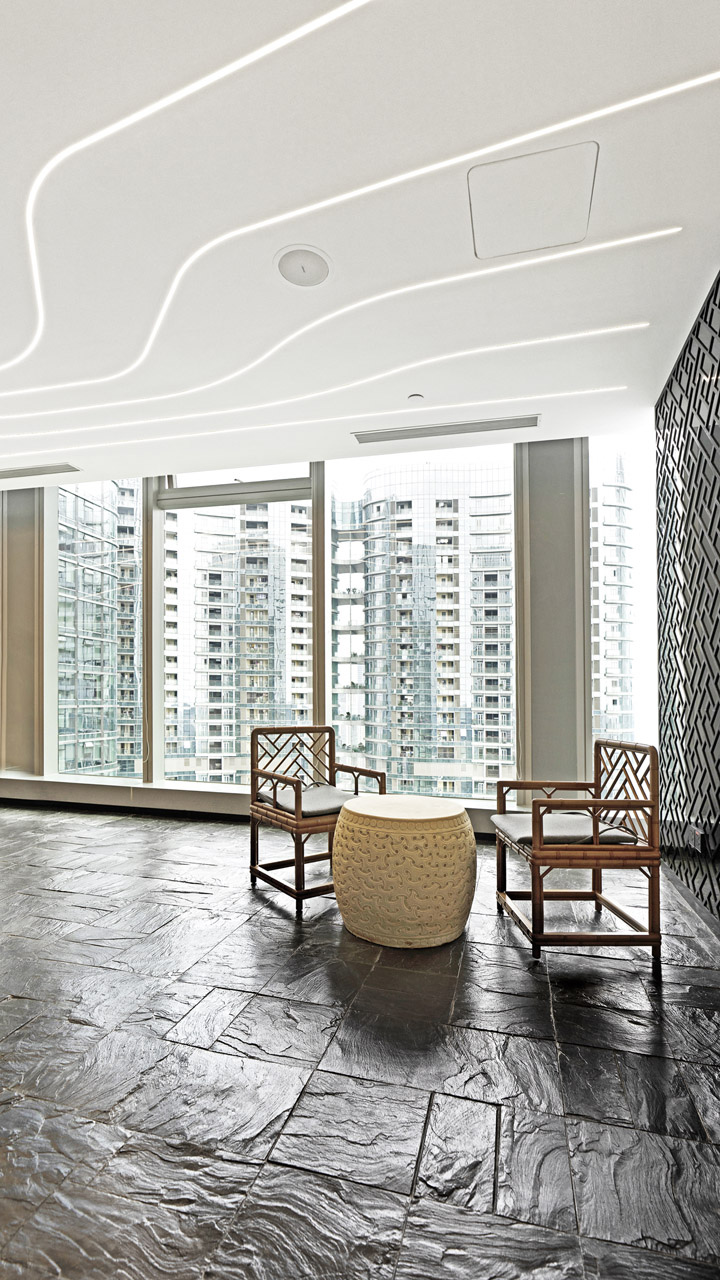 现代与传统波斯顿科学成都办公与培训中心设计欣赏