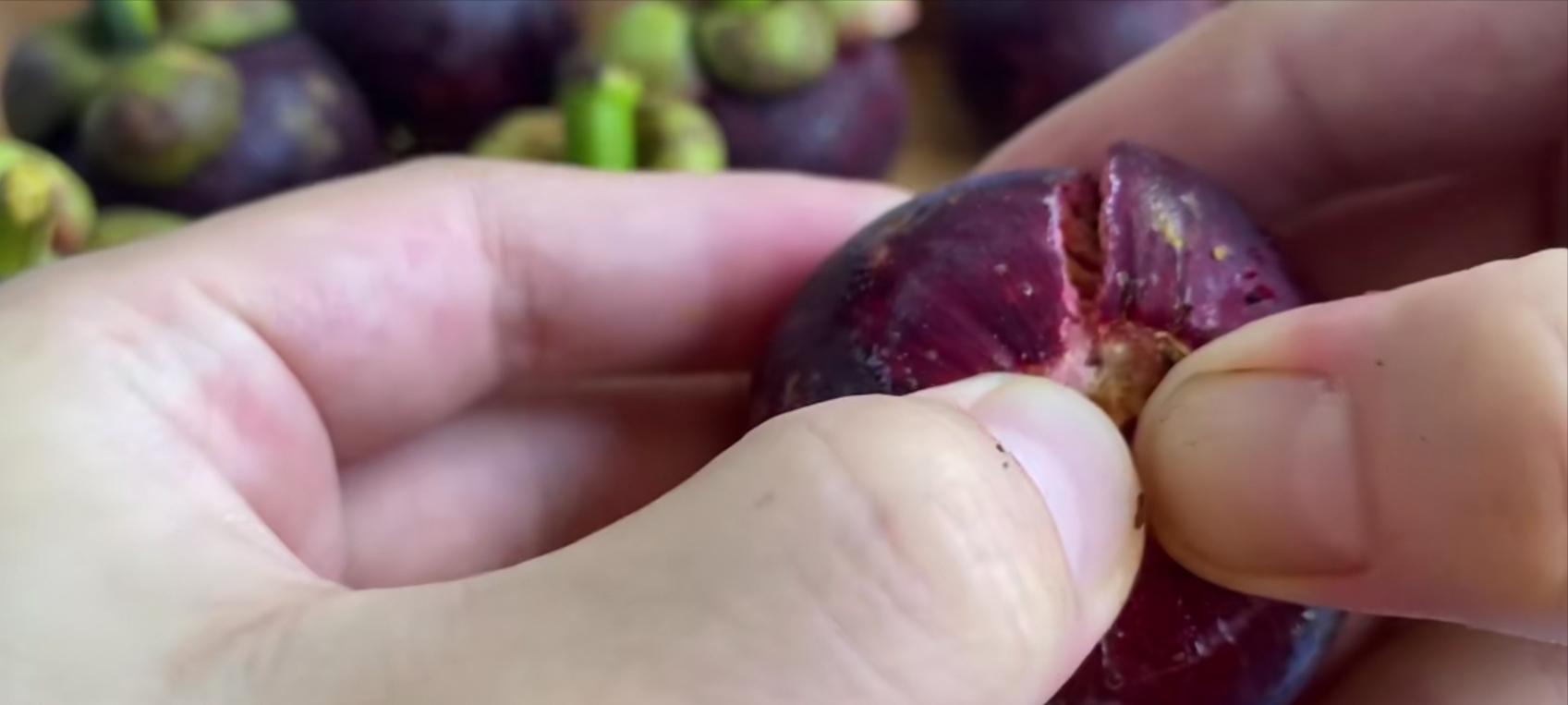 打开山竹原来这么简单,山竹的正确打开方式和技巧