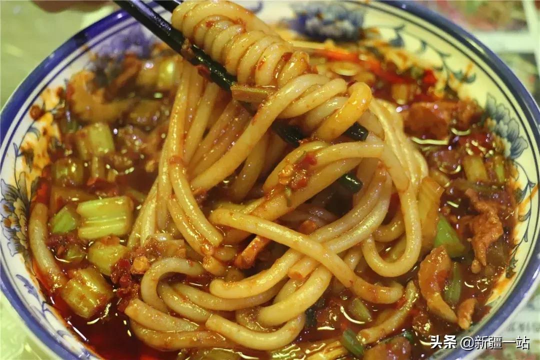 乌鲁木齐美食网红牛腩米粉,乌鲁木齐米粉推荐排行榜