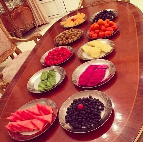 曾经在《欢乐颂》中最不起眼的她，如今住上亿豪宅，翻身当女王！