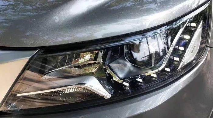 1.4T加爱信6MT，百公里油耗6.4L吉利远景家族全系换装国六发动机