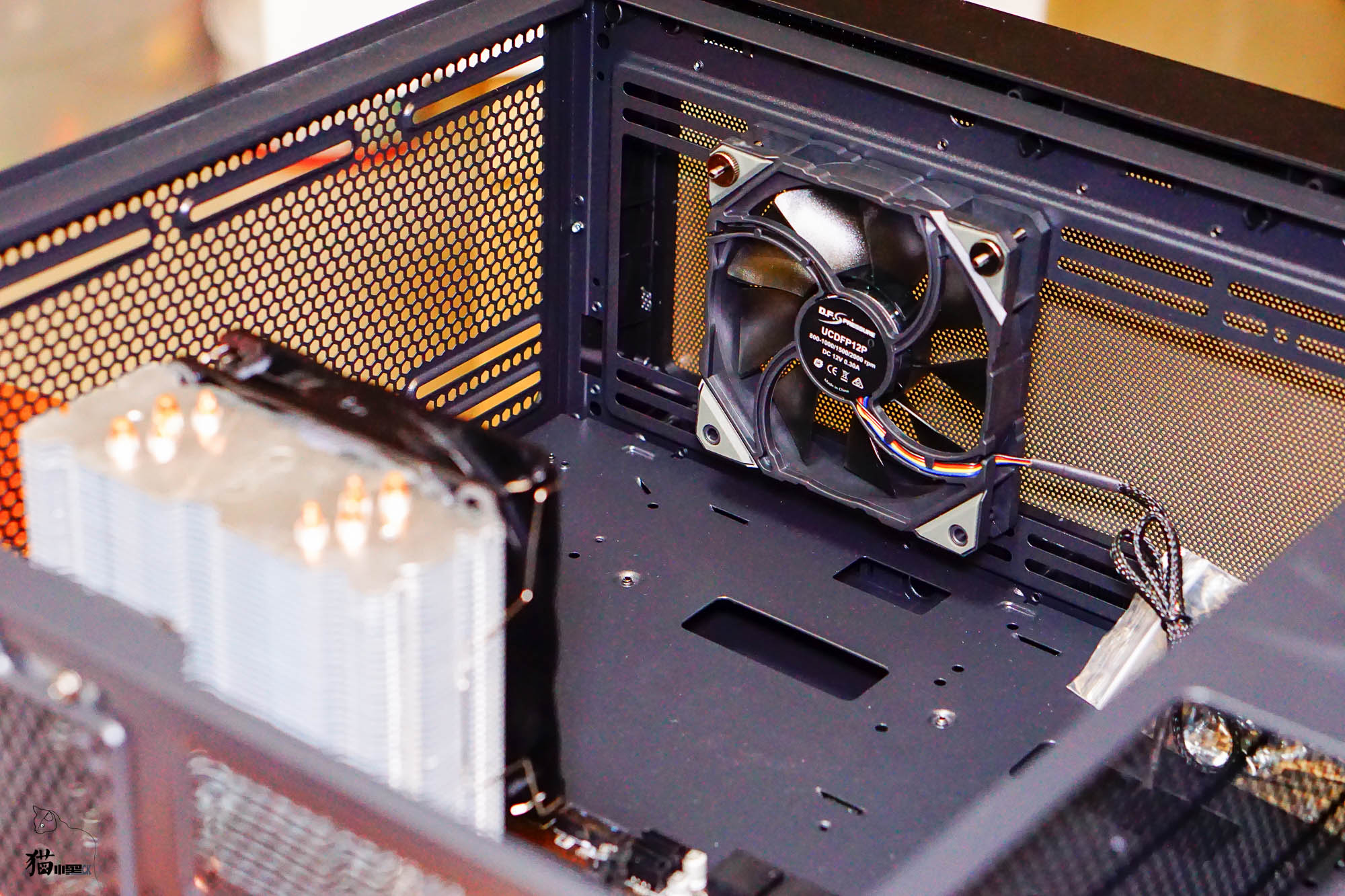 双风扇双热管散热是抽风还是送风,下吹式散热器机箱风道最佳布置