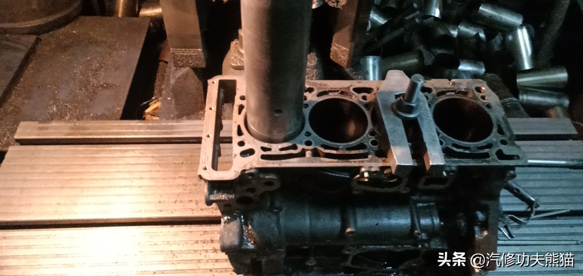 2013奥迪a4l烧机油怎么解决,奥迪a4l哪一款开始烧机油不严重