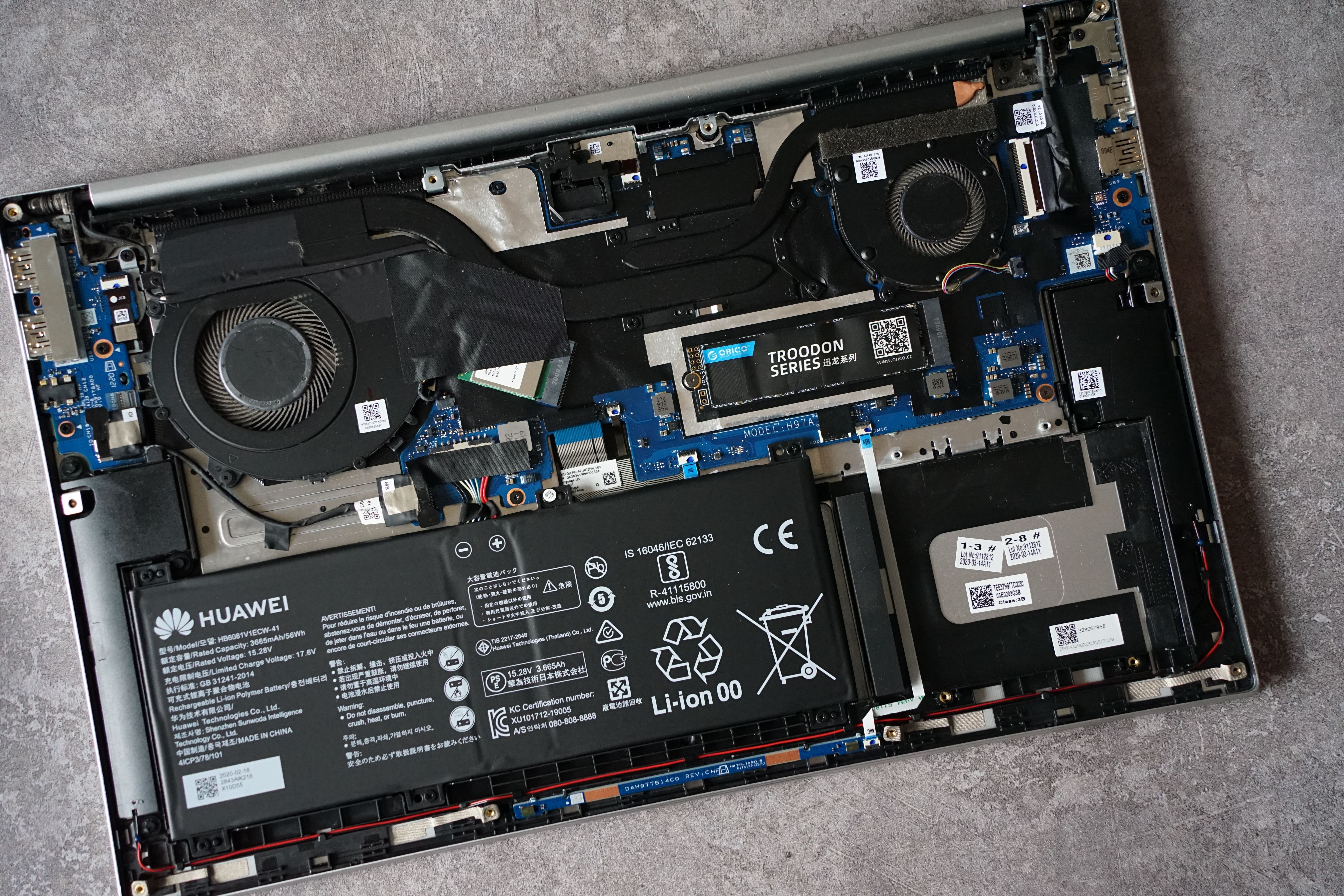 迅龙ssd怎么样,奥睿科迅龙v500硬盘盒组合