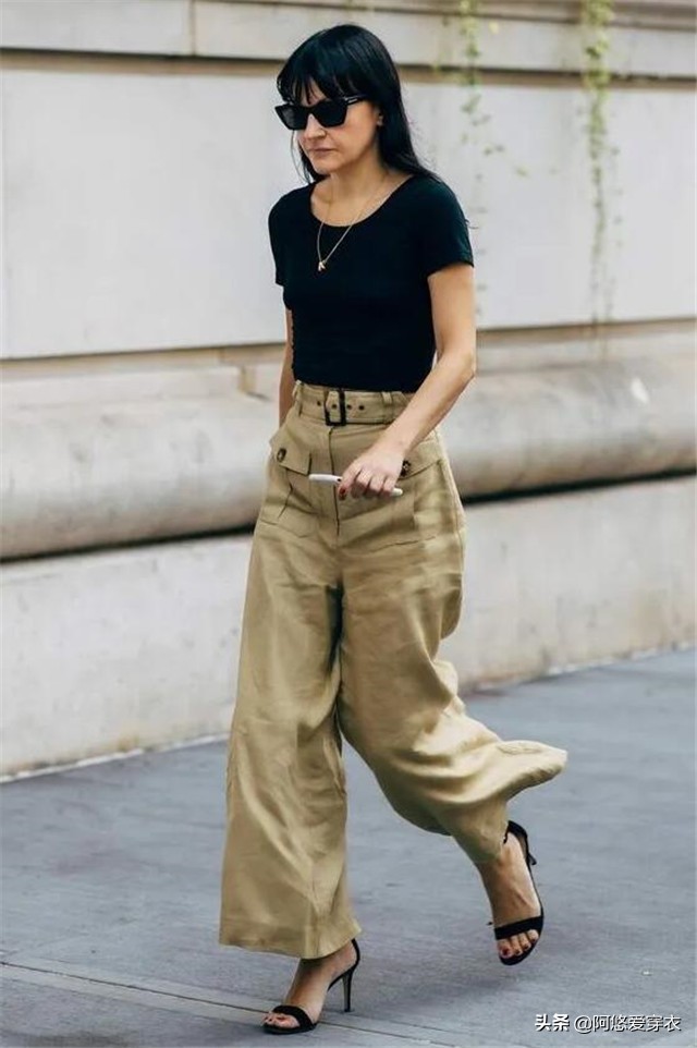 今年流行的“卡其裤”怎么搭？与其打扮时髦，不如穿得高级又显白