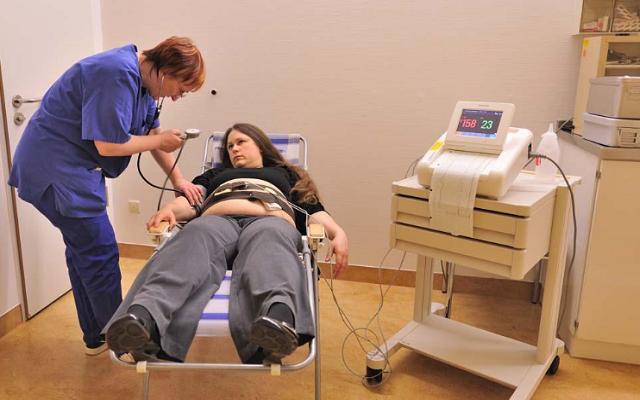 顺产妈妈要注意些什么,妈咪生产需要注意什么