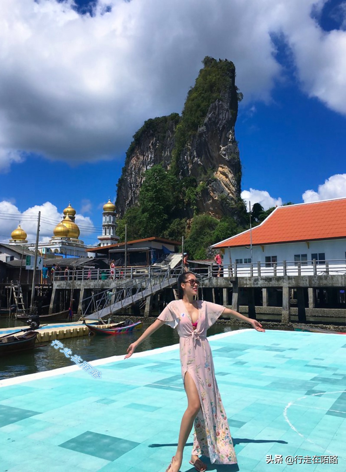 泰国回民村,泰国踩高跷