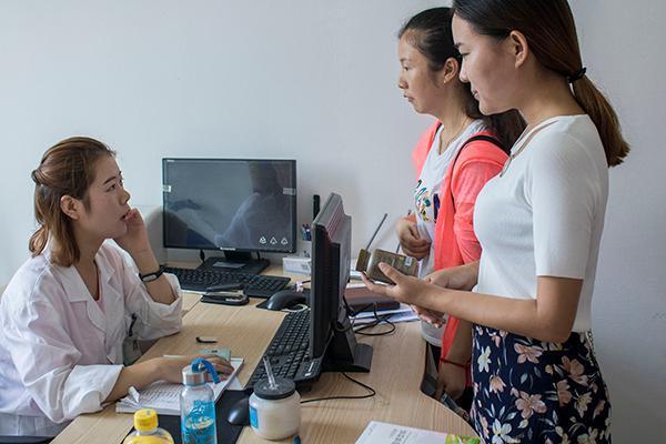 夫妻也不宜共用的3种物品,医生再三提醒这四种食物要少吃