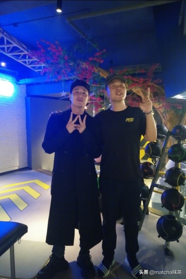 杜海涛身价过亿却坑吴昕钱财，被当面吐槽，直言：吴昕对他很重要