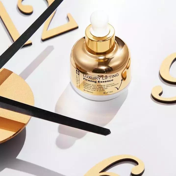 肌底精华液和精华液的区别,精华和肌底液精油有什么区别