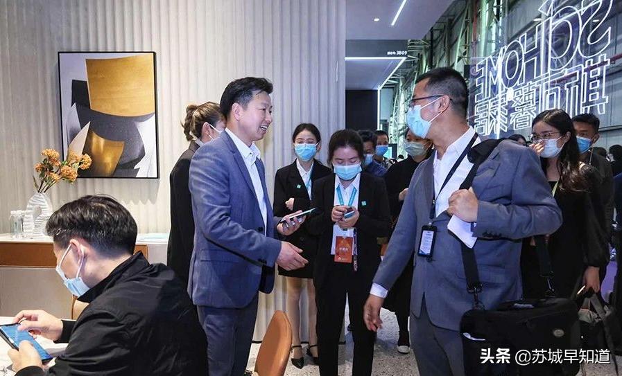 斯可馨家居22周年年会,斯可馨布艺沙发2015新款