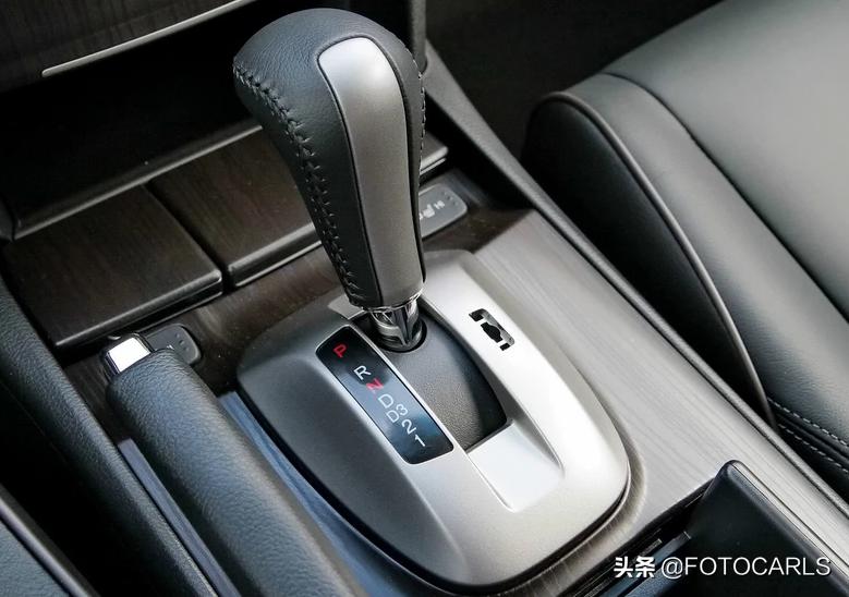 本田歌诗图2.4豪华版价格,本田歌诗图车型对比