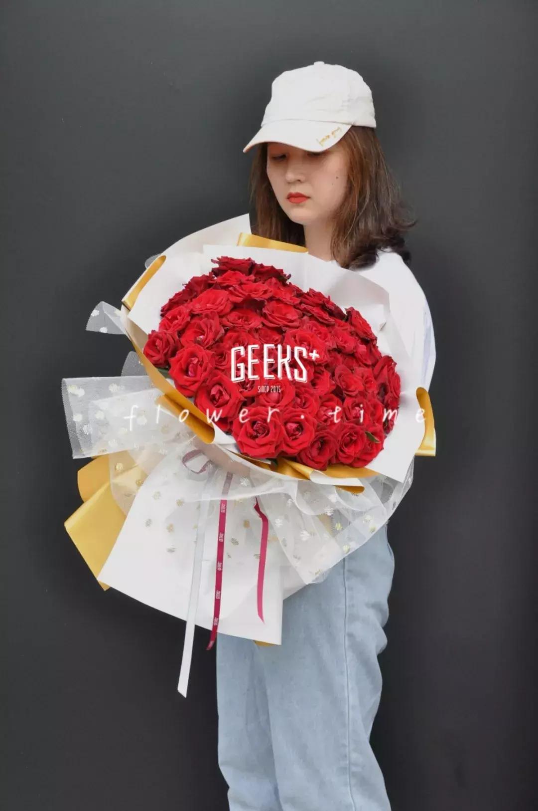 tf口红免费送,鲜花盛宴