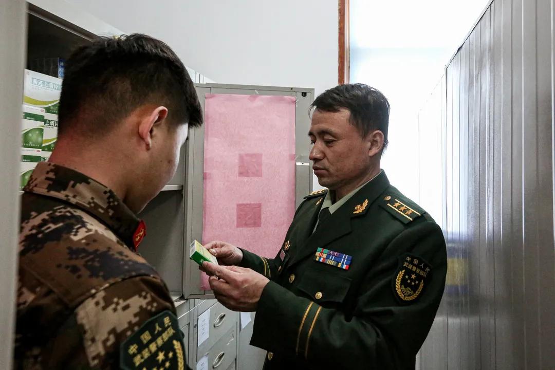 最美海警医师刘俊锋